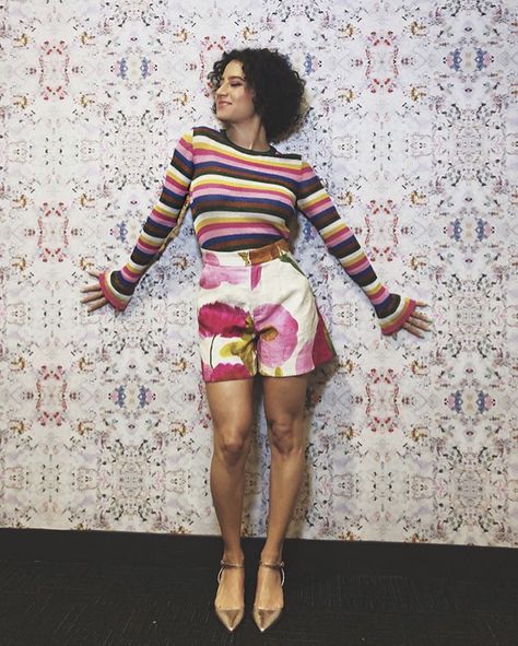 Ilana Glazer styled by Sarah Slutsky Kibbe Types, Ilana Glazer, Broad City, Yas Queen, Bright Winter, Girls Club, Inspirational Women, Formal Wear, Pretty Things