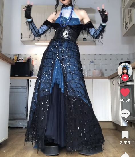 Luna Moth Inspired Outfit, Moon Goth Outfits, Cosmic Outfit Ideas, Celestial Outfit Ideas, Celestial Pfp, Celestial Outfit Aesthetic, Moon Goddess Outfit, Blue Goth Outfits, Astrology Outfits