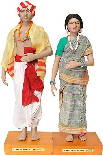 Madhya Pradesh, Costume Collection, India Art, The Hill, Coin Necklace, The Man, Designer Dresses, Coin, Women Wear