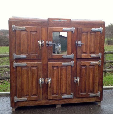 Vintage Looking Fridge, Wrapped Refrigerator, Icebox Fridge, Antique Refrigerator, Dollhouse Themes, Fridge Stock, Vintage Ice Box, Antique Ice Box, Modern Cabin Decor