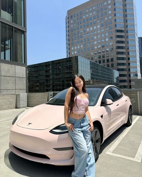 Pink Tesla Aesthetic, Cool Cars Aesthetic, Pink Tesla Car, Pink Tesla, Tesla Aesthetic, Cute Summer Fits, Aesthetic Cars, Girly Car, Lux Cars