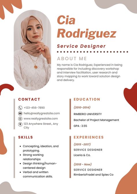 Ready to wow potential employers? This eye-catching Service Designer Resume Template is perfect for making a splash in the job market! Fun, unique, and customizable, it's the ultimate tool to showcase your service design skills and passion. Get ready to land your dream job! Two Page Resume Design, Art Resume Creative Cv, Creative Director Resume Design, Unique Resume, Unique Resume Template, Updated Resume Cv Template, Cv Resume Template, Cv Design, Story Map