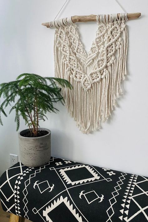 Learn how to make this beautiful layered macrame wall hanging. Click the link and you will be taken to free step-by-step instructions! 💕 Layered Macrame Wall Hanging, Macrame Wall Hanging Tutorial, Macrame Tutorial, Macrame Knots, The Square, Macrame Diy, Macrame Wall, Macrame Wall Hanging, Step By Step Instructions