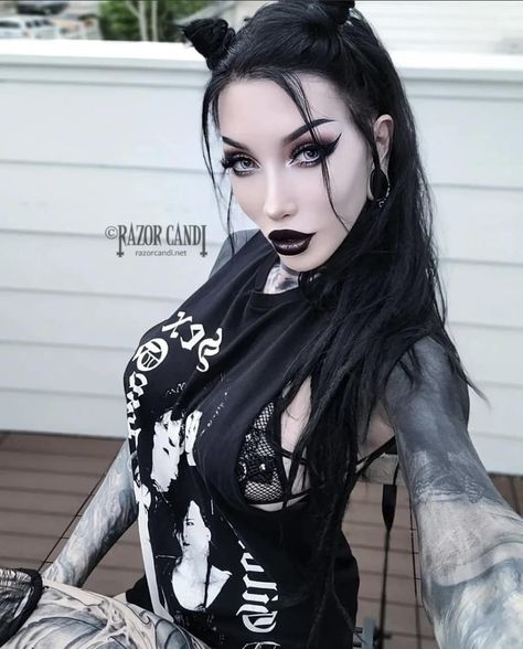 Razor Candi, Alternative Model, Gothic Models, Goth Women, Goth Beauty, Metal Girl, Goth Aesthetic, Gothic Beauty, Gothic Girls