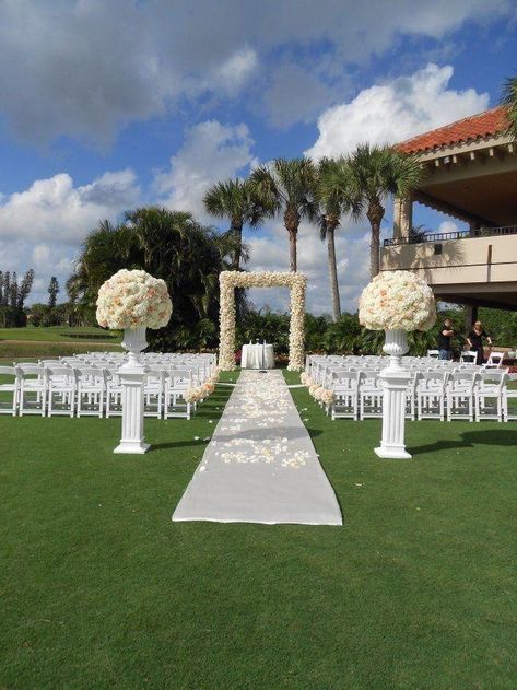 Wedding Decoration Idea, Outside Wedding Ceremonies, Ideas Wedding Decoration, Decoration Ideas Wedding, White Wedding Decorations, Dream Wedding Reception, Wedding Decoration Ideas, Idea Wedding, Wedding Decor Ideas