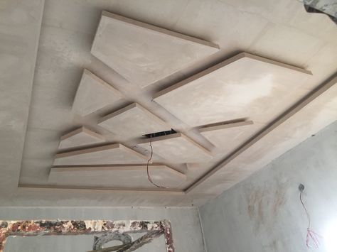 False ceiling Plaster Ceiling Design, Simple False Ceiling Design, Gypsum Ceiling Design, False Ceiling Living Room, Interior Ceiling Design, Pop False Ceiling Design, Pop Ceiling Design, House Ceiling Design, Ceiling Design Living Room