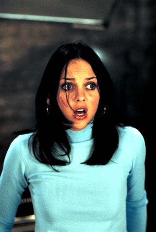 Anna Faris, "Scary Movie" Scary Movie Outfits, Anna Ferris, Horror Movie Actress, Anna Faris 90s, Iconic Movie Characters Women, Anna Faris Aesthetic, Scary Movie Aesthetic, Iconic Female Movie Characters, Anna Faris 2000s