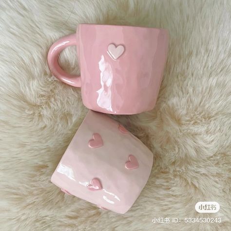 Coquette Academia, Kitchen Wear, Diy Pottery Painting, Cerámica Ideas, Pretty Mugs, Tanah Liat, Diy Ceramic, Keramik Design, Pottery Crafts