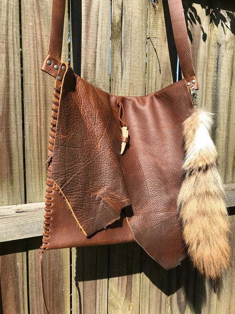 The Wapiti Leather Crossbody purse-tote bag with elk | Etsy Rustic Leather Bag, Leather Tutorial, Elk Antler, Western Purses, Diy Leather Bag, Leather Totes, Leather Projects, Leather Bags Handmade, Leather Crossbody Purse