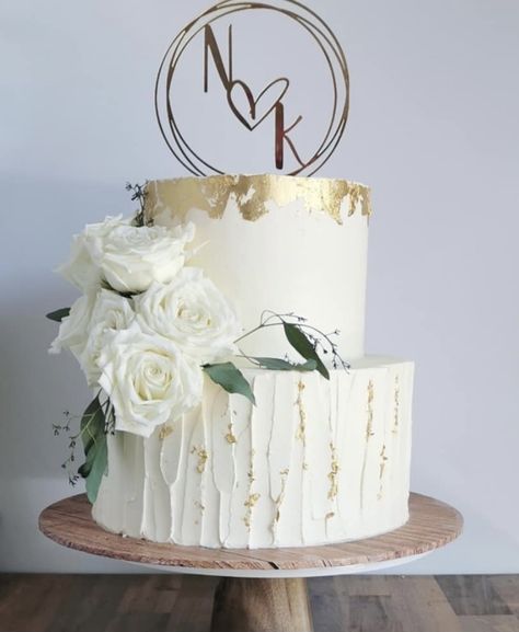 White Wedding Cake With Gold Accent, Double Layer Wedding Cake, Engagement Cake White And Gold, Modern Two Tier Wedding Cake, 2 Tier Wedding Cake Simple, Wedding Cace, 2 Layer Wedding Cake, Engagement Cake Designs Unique, Gold Buttercream Cake