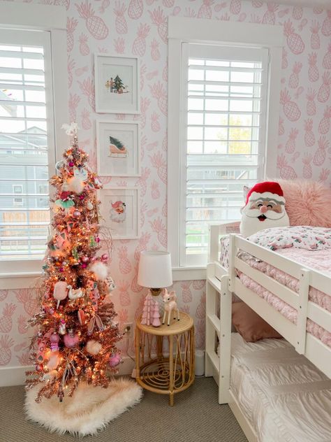 If you're looking for Christmas bedding for kids, we have you covered! We're sharing several options at every budget and price point perfect for your child's room! Girly Christmas Bedroom, Decorating Kids Room For Christmas, Kids Room Christmas Tree, Girls Christmas Bedroom, Kids Christmas Room, Kids Room Christmas Decor, Kids Christmas Bedding, Christmas Playroom, Kids Room Christmas