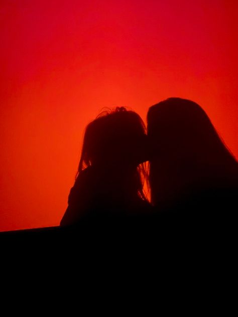 lgbtq+ red Red Aesthetic Lesbian Couple, Red Lesbian Aesthetic, Red Romance Aesthetic, Juli Core, Neon Rouge, Red Sangria, Girl In Red, Gay Aesthetic, Red Tulips