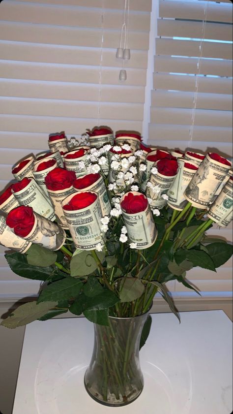 Flowers With Money, Roses With Money, Roses With Money Wrapped Around, Bouquet Of Flowers With Money In It, Birthday Flowers Bouquet With Money, Bouquet Of Flowers Money, Glitter Roses Money Bouquet, Money Bucket Flower Rupiah, Wrapping Money