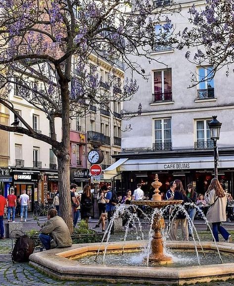 Paris Architecture, Paris Dream, Roman Era, Roman City, Latin Quarter, Parisian Life, Dream Places, Furnished Apartment, Paris Street