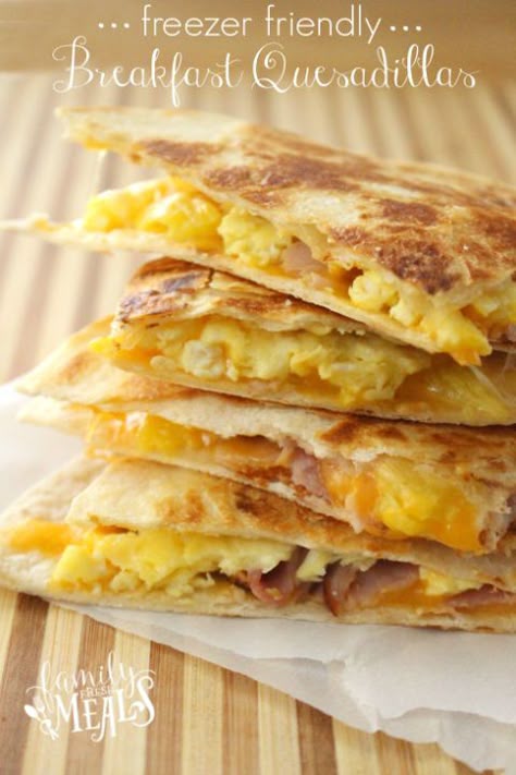 Freezer Breakfast Quesadillas 4 ways - FamiilyFreshMeals.com -- Freezer Friendly Breakfast, Breakfast Quesadillas, Breakfast Quesadilla, Plats Healthy, Family Fresh Meals, Breakfast Party, Freezer Breakfast, Freezer Cooking, Breakfast On The Go