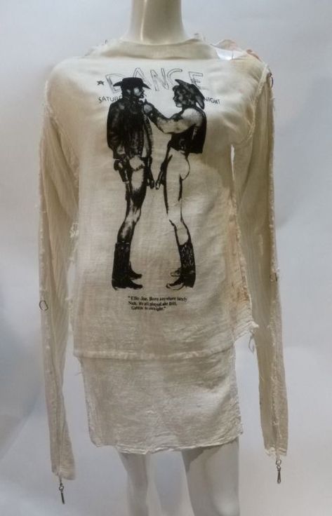 Vivienne Westwood 1970s, Muslin Shirt, 1970s Design, Archive Fashion, Safety Pins, Mode Inspo, Punk Fashion, Vintage 1970s, Shirt Top