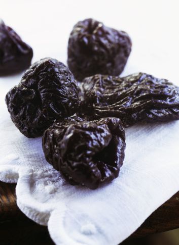 Today, the dried fruit formerly known as prunes is marketed as dried plums. But their reputation holds fast—they do help you stay, er, regular with your bathroom habits, since they're loaded with fiber, says Heller. And research shows that these chewy snacks can help with weight loss, as one study found that people who ate them lost more weight and reported feeling fuller than those who didn't. - TownandCountryMag.com Digestive Health Recipes, High Potassium Foods, Potassium Foods, Super Foods List, Potassium Rich Foods, Best Superfoods, Dried Plums, Healthy Superfoods, Paleo Meals