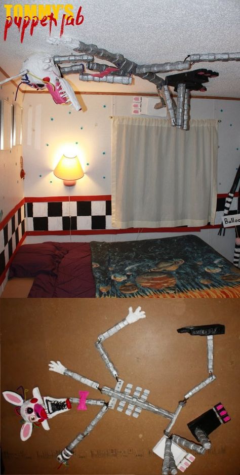 Fnaf Themed Bedroom, Fnaf Bedroom Ideas, Fnaf Room Ideas, Fnaf Bedroom, Fnaf Diy, Fnaf Room, Fox Puppet, The Mangle, Fnaf Party