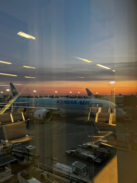 Seoul Airport Aesthetic, Korean Air Aesthetic, Incheon Airport Aesthetic, Korean Passport, Frankfurt Travel, Airport Feeling, Passport Aesthetic, Korea Airport, Seoul Airport