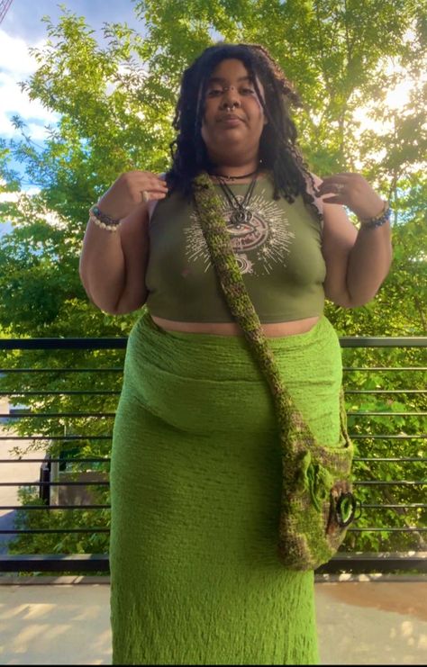 Plus Size Boho Aesthetic, Plus Size Errand Outfits, Plus Size Spiritual Fashion, Bohemian Outfits Black Women Plus Size, Earthy Plus Size Outfits, Boho Outfits Black Women Plus Size, Earthy Aesthetic Outfits Plus Size, Plus Size Earthy Outfits Aesthetic, Earthy Outfits Black Women Plus Size