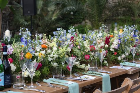 Anran wedding, Devon 2019. Spring meadow table flowers. Top Table Flowers, Wildflower Wedding Theme, Meadow Wedding, Diner Table, Devon Wedding, Exeter Devon, Floral Birthday Invitations, Floral Birthday Party, Spring Meadow