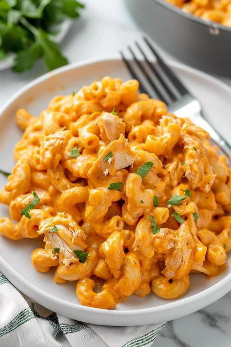 Buffalo Chicken Mac and Cheese (Easy Recipe) - Insanely Good Mac And Cheese Easy Recipe, Buffalo Mac N Cheese Recipe, Mac And Cheese Easy, Chicken Mac And Cheese Recipe, Buffalo Chicken Mac And Cheese, Buffalo Mac And Cheese, Buffalo Sauce Recipe, Chicken Mac And Cheese, Scary Food