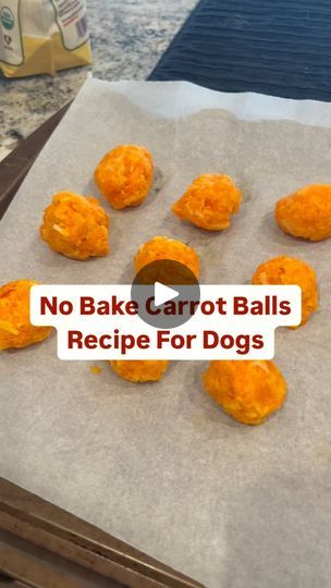 Carrot Treats For Dogs, Carrot Dog Treats Recipes, Spinach Apple Carrot Dog Treats, Apple Carrot Dog Treats, Carrot Bone Broth Dog Treat, Carrot Dogs, Easy Dog Treat Recipes, Mini Carrots, Baked Carrots