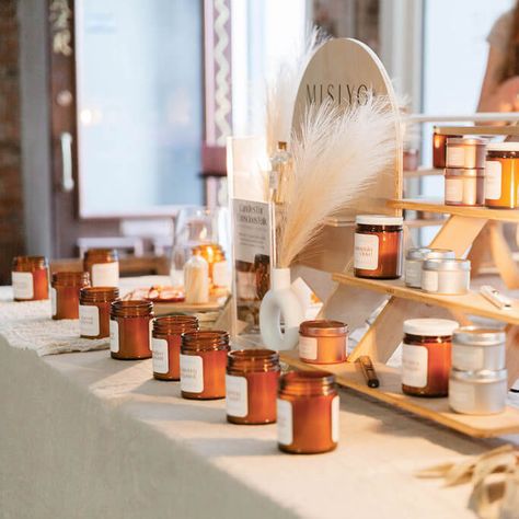 Candle Booth Display Ideas Market Stalls, Candle Craft Show Display, Candle Shop Interior, Candle Market Display, Candle Display Retail, Candle Booth Display, Candle Store Display, Candle Booth, Vendor Market