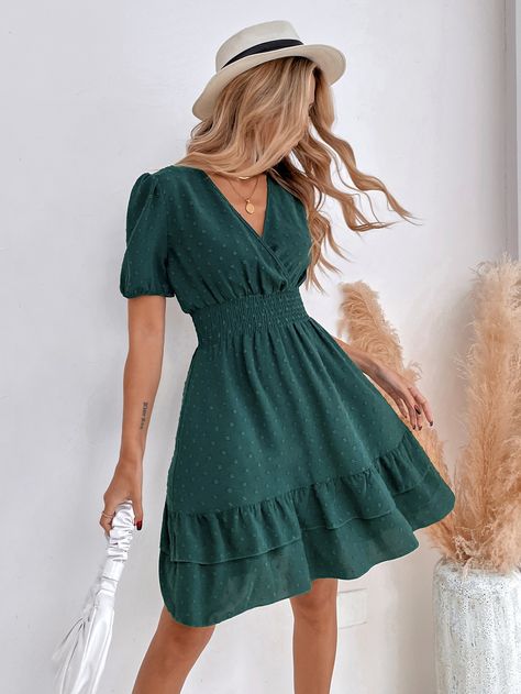 Light Sage Green Dress Short, Sun Dresses Green, Green Easter Dress, Dark Summer Dress, Dark Green Casual Dress, Dark Green Dress Outfit Casual, Green Short Dress Outfit, Boho Graduation Dress, Dark Green Dress Casual