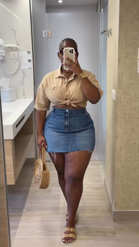 Beige Date Night Outfit, Casual Outside Outfits, Lunch Cruise Outfit, Jean Skirt Outfits Black Women Plus, Amazon Finds Clothes Plus Size, Spring Outfits Black Women Plus Size, Plus Size Outfits Aesthetic Baddie, Midsize Everyday Outfits, Plus Size Day Party Outfit