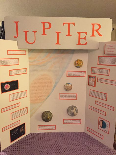 Sixth grade School project. Includes a sound box-a button on the back to push-can hear the sound Jupiter makes in space. Jupiter Project For School, Planet Model Project, Neptune Project, Jupiter Facts, Kids Science Fair Projects, Moon Science, Cool Science Fair Projects, Planet Project, Project School