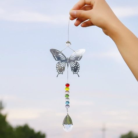 DECORATE ANY INDOOR AND OUTDOOR SPACES: You can use these elaborate prisms both indoors and outdoors. So feel free to hang them on your curtains, chandeliers, windows, walls,plants,or car. Healing Decor, Butterfly Suncatcher, Suncatcher Diy, Butterfly Crystal, Butterfly Ornaments, Metal Butterfly, Rainbow Maker, Healing Crystal Jewelry, Paper Gift Box