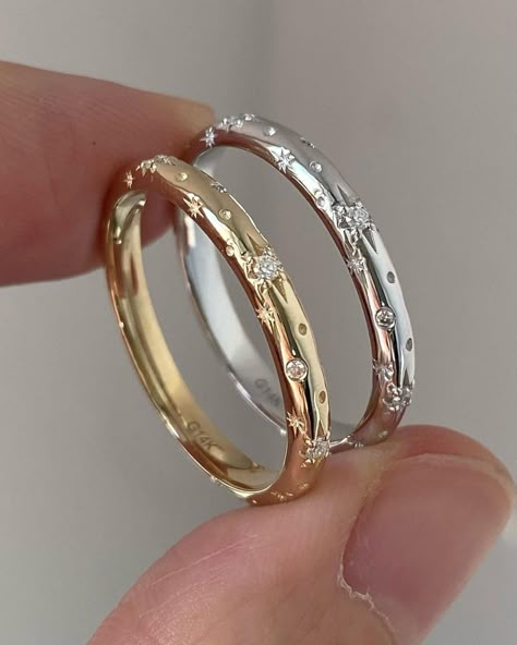 Rings Celestial Wedding Band, Engagement Rings Stacked, Stacked Engagement Rings, Ring Stacking Ideas Wedding Bands, Ring Engraving Ideas, North Star Ring, Wedding Ring Stack, Star Wedding Band, Engraved Wedding Band