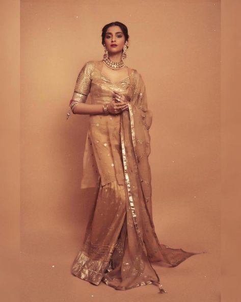 This Trending Wedding On Insta Had The Most Stylish Outfits! | WedMeGood Desi Attire, Rhea Kapoor, Simple Saree Designs, Indian Sari Dress, Latest Dress Design, Good Earth, Kurta Design, Bollywood Wedding, Indian Couture