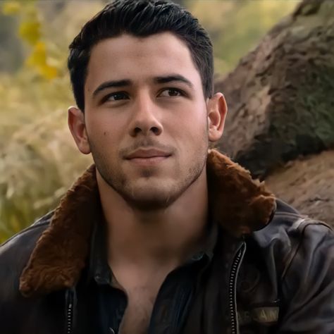 Nick Jonas Jumanji, Nick Price, Nick Jonas Pictures, Jonas Brother, Nick Jonas, Jonas Brothers, Ryan Gosling, Baby Daddy, Hollywood Stars