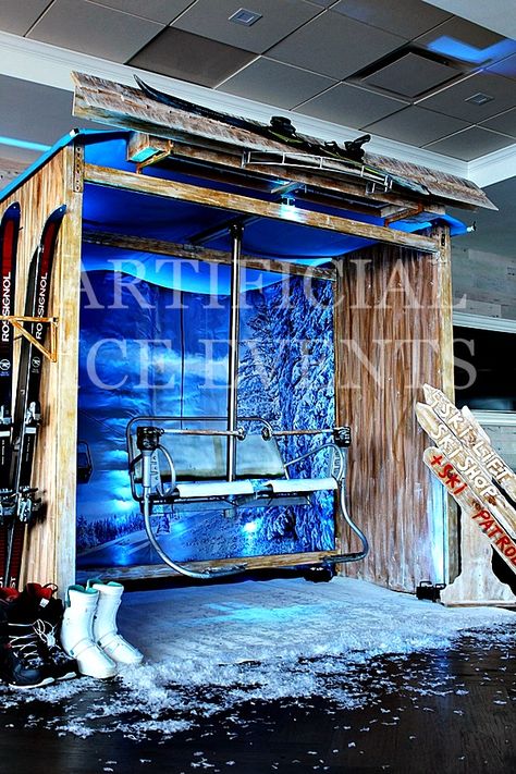 Fake Snow Party, Ski Lift Photo Booth, Winter Photo Booth, Ski Lodge Bar, Vintage Ski Photos, Chalet Chic, Christmas Booth, Apres Ski Party, Photo Zone