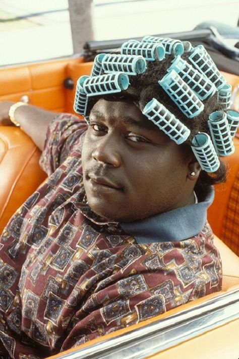 Langston Faizon Santisima also known as actor/comedian Faizon Love was born in Santiago de Cuba, Cuba. Twin Peaks Bob, Big Perm, Friday 1995, Natural Hair Gel, Natural Hair Woman, Marilyn Monroe Art, Short Hairdos, Rap Albums, Black Entertainment