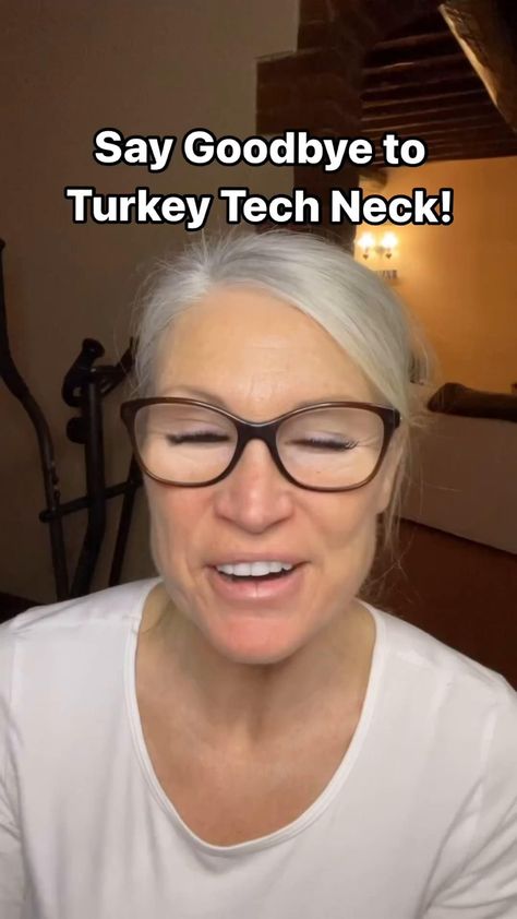 Comment “CHALLENGE” if you’re ready to bid farewell to tech neck! Join my FREE 5-Day Turkey Tech Ne Nuface Mini, Face Lift Exercises, Face Massage Anti Aging, Anti Aging Neck, Facial Routine Skincare, Chin Exercises, Tech Neck, Facial Massage Routine, Neck Firming