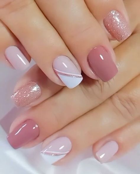 Uñas Delicadas Y Sencillas, Manicure Nail Designs, French Manicure Nails, Fancy Nails Designs, Glitter Gel Nails, Work Nails, Blush Nails, Pretty Nail Art Designs, Short Acrylic Nails Designs