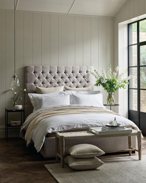 The White Company on Instagram: “Lounge a little longer in our fabulous-quality pure-cotton bedding, layered with exceptionally soft and cocooning throws. No need to ask us…” White Company Inspired Bedroom, White Company Style Bedroom, Large Ceiling Lights, The White Company Bedroom, Mink Bed Throw, White Company Bedroom, The White Company Bed, House Bedroom Ideas, Egyptian Cotton Duvet Cover