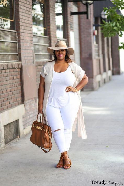 Plus Size Fashion | Neutralize | TrendyCurvy #plussizecocktaildresses Casual Outfits Plus Size, Below The Knee Dresses, Cool Summer Outfits, All White Outfit, Plus Size Fashion For Women, Fashion Over 40, Everyday Dresses, Favorite Pins, White Pants