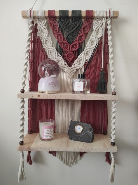 Sipariş üzere makrome tasarım ürünleri satılır.. bilgi için instagram hesabıma bekliyorum.. @makrome_nakis_dunyasii Macrame Shelf, Macrame, Shelves, Instagram, Home Decor, Home Décor, Macramé