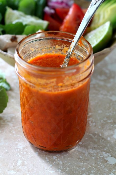 Roasted Red Pepper Vinaigrette Red Pepper Salad Dressing, Red Pepper Vinaigrette, Roasted Red Pepper Dressing, Red Pepper Dressing, Pepper Dressing, Recipes Sauces, Roasted Red Pepper Pasta, Stuffed Pepper Dip, Salad Dressing Recipes Homemade