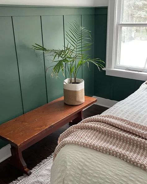 Sw billiard green bedroom Sherwin Williams Billiard Green, Sw Billiard Green, Billiard Green, Choosing Paint, Monochromatic Color Scheme, Green Paint Colors, Bright Rooms, Green Bedroom, Colour Field