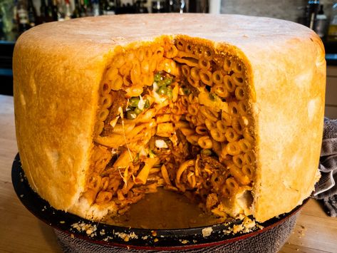 Timpano Recipe, Timballo Recipe, Cheese Peas, Layered Pasta, Italian Dinner Recipes, Sicilian Recipes, Recipes Pasta, Italian Dinner, Italian Recipes Authentic