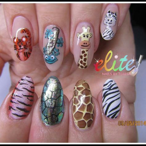 Close up of animal print zoo nails Elite Nails, Animal Nail Designs, Animal Nail Art, Nail Time, Nails Easy, Nail Pictures, Creative Nail Designs, Animal Nails, Animal Print Nails