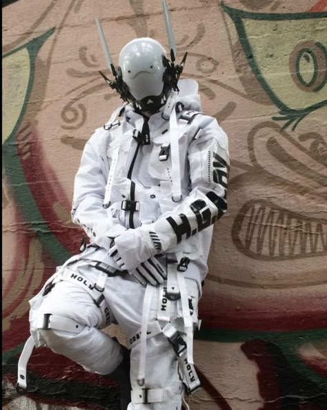 Robot Wearing Clothes, Men Winter Casual, Winter Casual Outfits, Cyberpunk Streetwear, Cyberpunk Techwear, Futuristic Clothing, Casual Outfits Fashion, Techwear Pants, Techwear Outfits