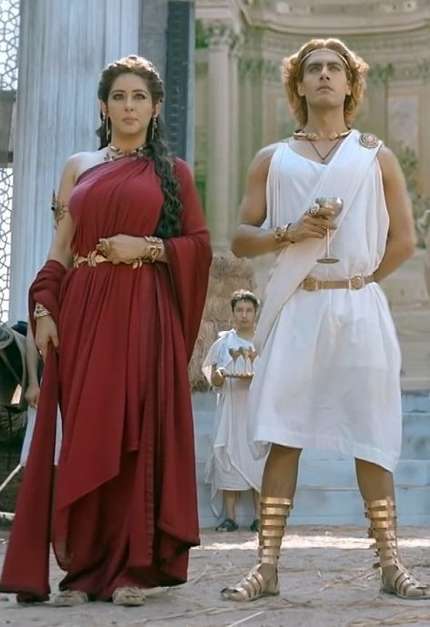 Ancient Greek King Clothing, Medieval Greece Clothing, Ancient Crete Fashion, Greek Gods Clothing, Traditional Roman Clothing, Roman Robes Men, Ancient Greek Robes, Greek Woman Clothing, Roman Empress Costume