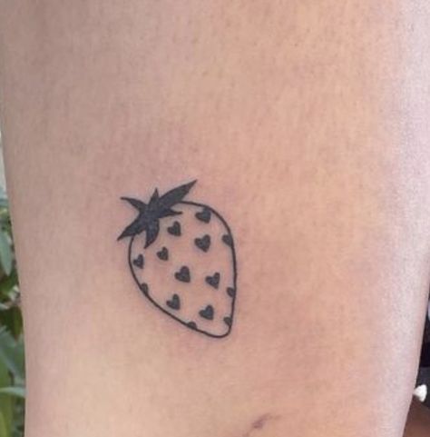 Strawberry Stick And Poke, Strawberry Heart Tattoo, Tattoo Stick N Poke, Tattoo Paw Print, Tattoo Paw, Nz Tattoo, Easy Tattoos To Draw, Strawberry Tattoo, Flash Ideas