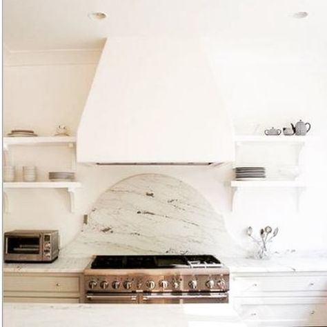 I'm now obsessed with plaster covered range hoods like this one I found from Scout for the Home. The clean airy look is perfect to come home too. Can't wait to get some of my upper cabinets off the wall and put up shelves! Dream Kitchen Design, Neutral Kitchen, Dream Kitchens Design, Kitchen Range Hood, Farm Kitchen, Kitchen Hoods, White Marble Countertops, Elements Of Style, Transitional Kitchen